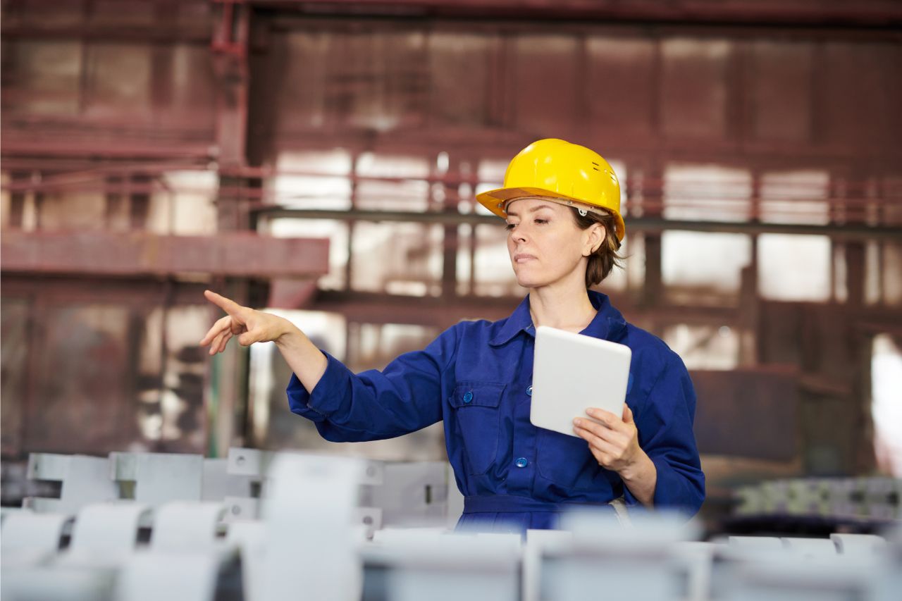 Saiba mais sobre a profissão de Gestor da Produção Industrial